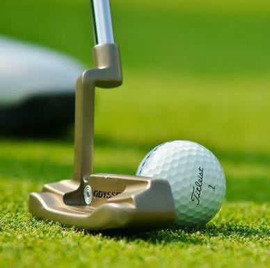 Putter and ball on the green at Sir James Country Club